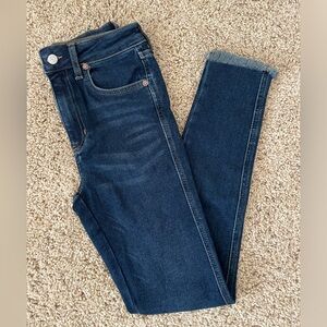 NWOT Free People Ankle Distressed Skinny Jeans